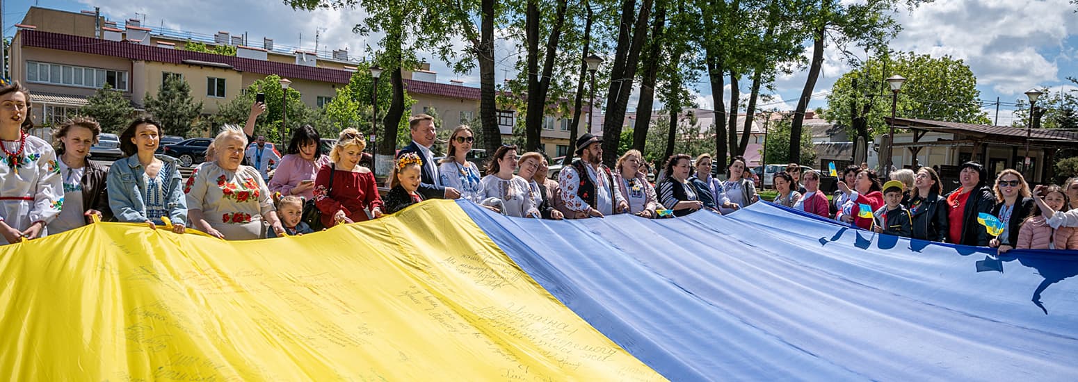 #КолірМиру в Авангарде: праздник вышиванки и сбор помощи для Николаева